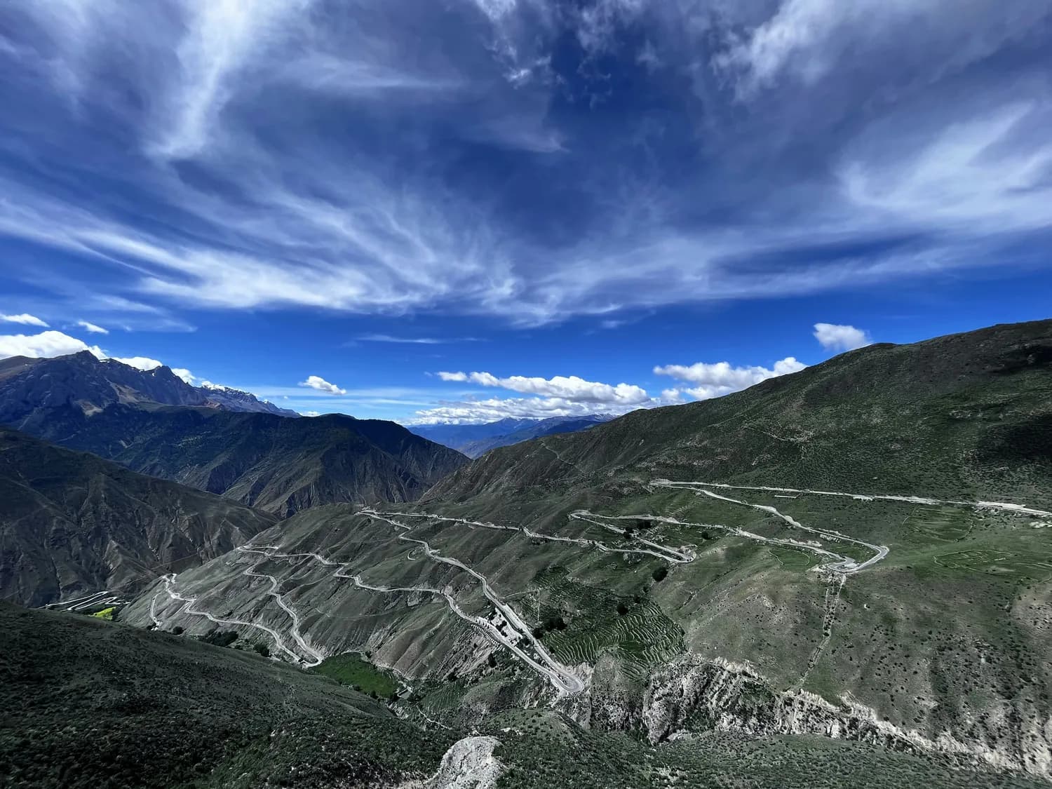 怒江美丽公路：云南自驾游的新宠儿