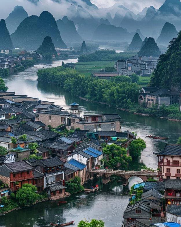 漓江之美：水光潋滟，山水相映成趣