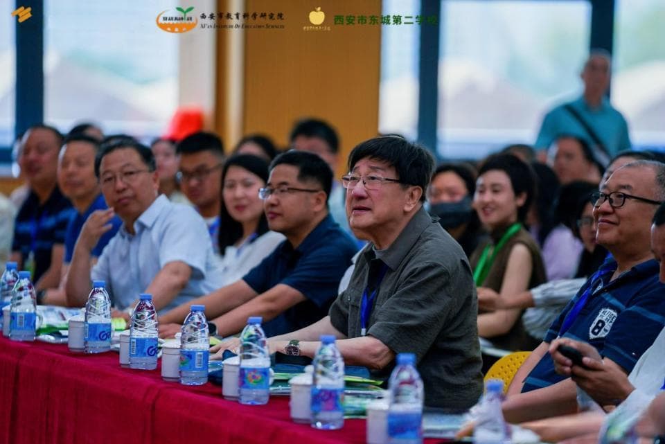 杨东平谈重塑教育价值：教育不为培养人上人，而是培养人中人