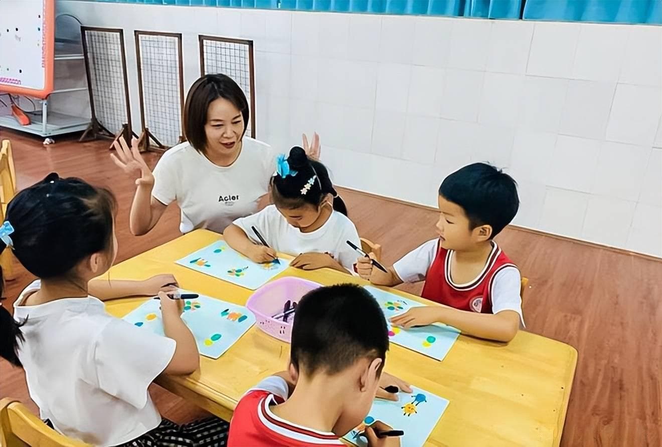 免费学前教育，发放生育补贴！2025学前教育专业报考指南