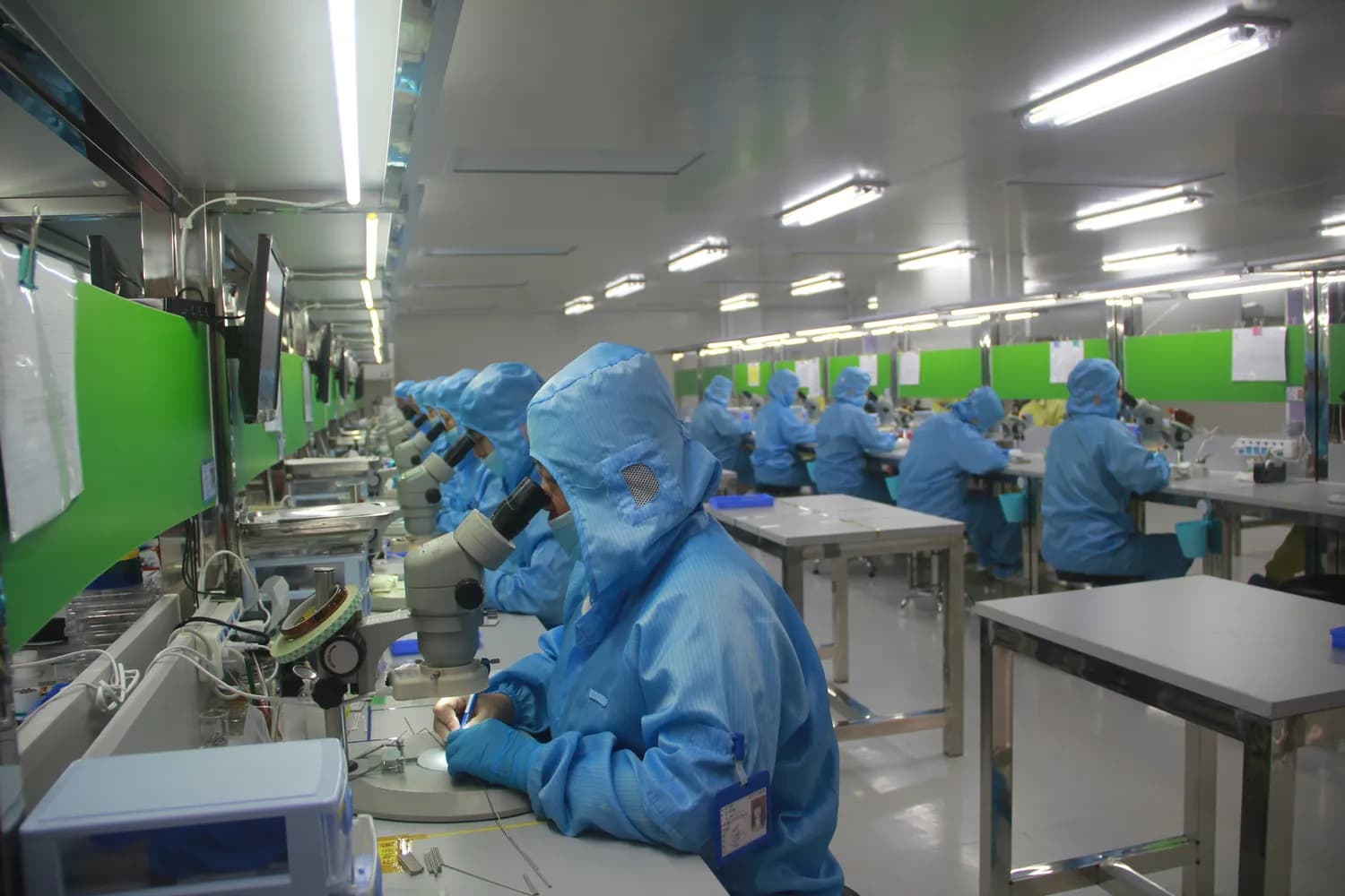 富信科技引领创新：半导体制冷技术在汽车空调领域的突破