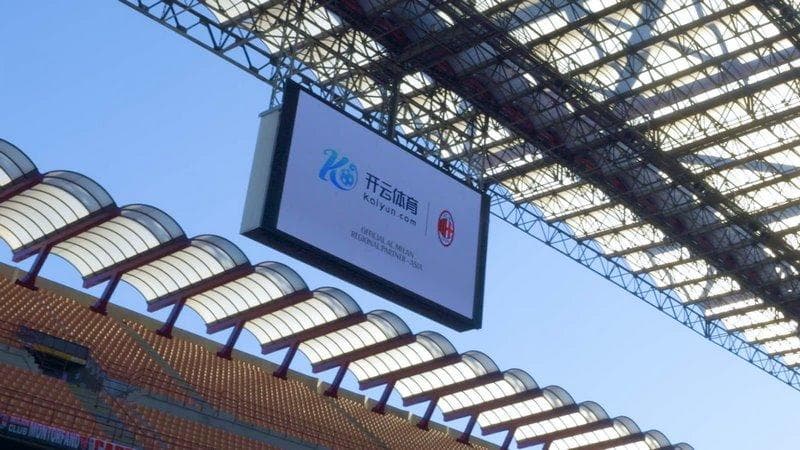 女大学生穿搭：随意又美丽