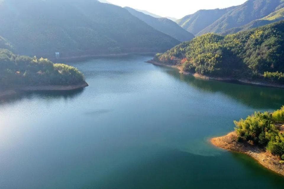 黄龙水库之水，变身天台山大瀑布