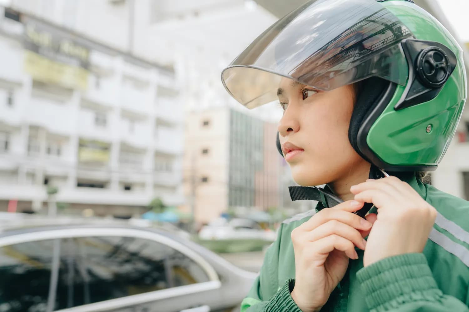 一盔一带，你真的戴对了吗？