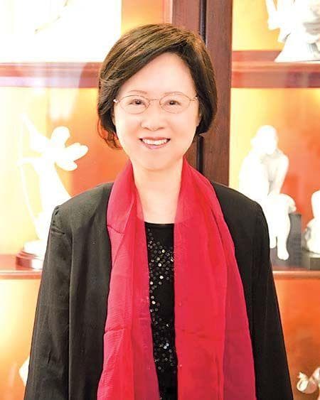 尊严死——由知名作家琼瑶的选择说到临终关怀
