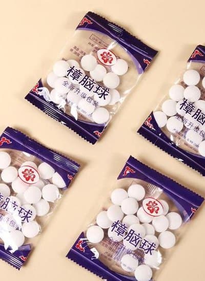 樟脑丸多久可以挥发完？详解其挥发特性与使用注意事项