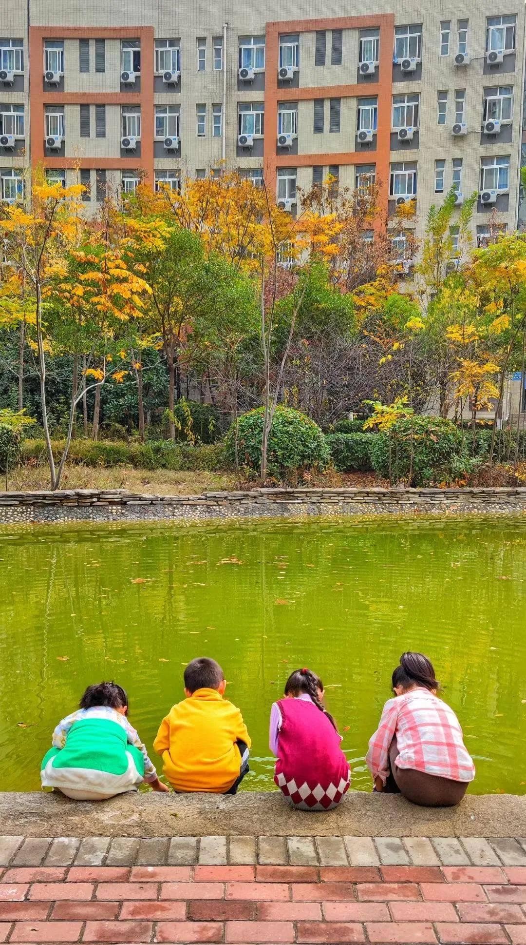 为什么上幼儿园的年龄，是3岁而不是2岁或4岁？
