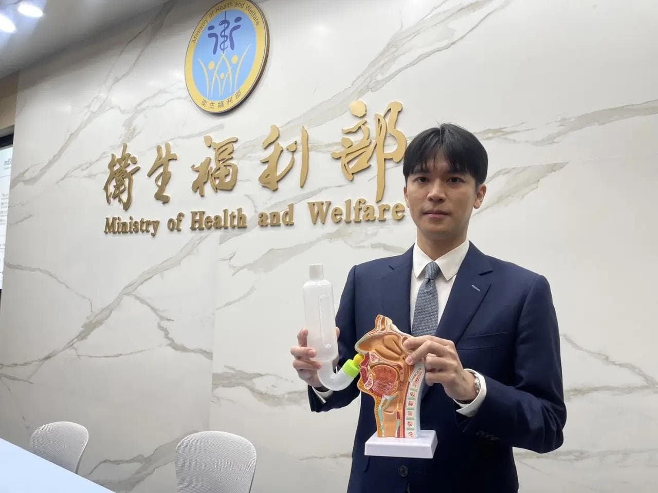 破解洗鼻器3迷思！关键在食盐水浓度和水温 每天最多2次