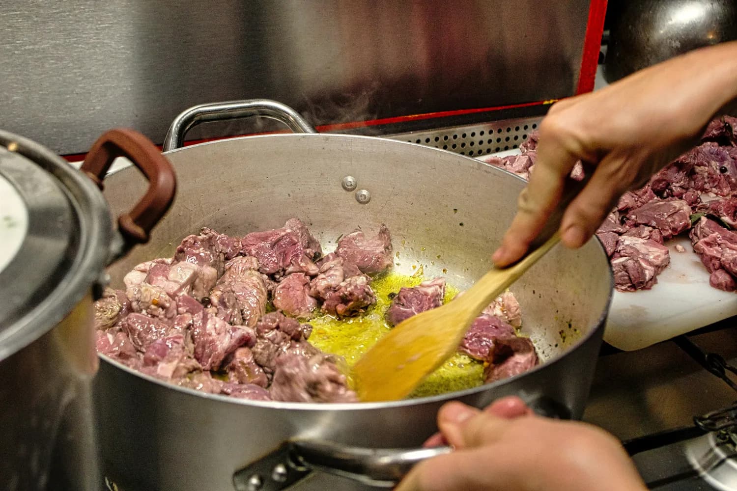 官塘兄弟牛肉店：潮州必打卡的牛肉火锅圣地
