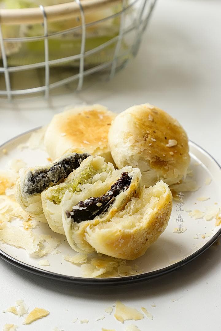 排队两小时的等待，只为这一口酥香——湖北荆门矮子馅饼的故事