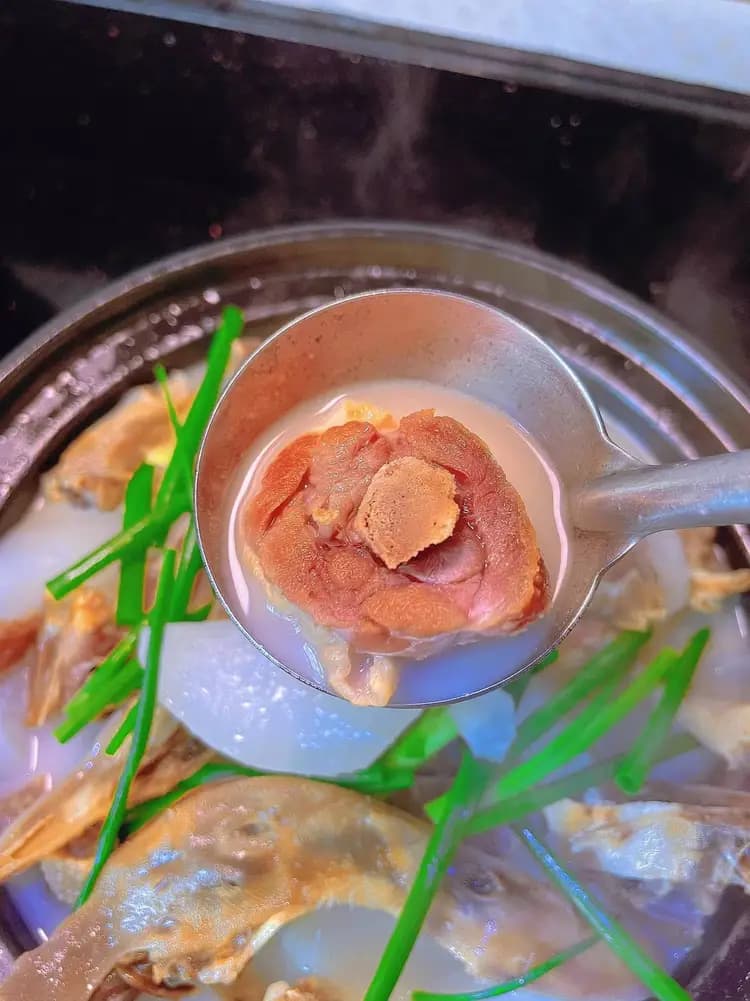 咸鸭炖萝卜——冬日暖心煲，滋味悠长