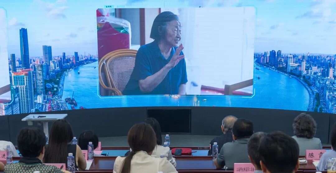 上海师大发布全国首个教师教育大模型，以“大先生”引领、“大模型”赋能