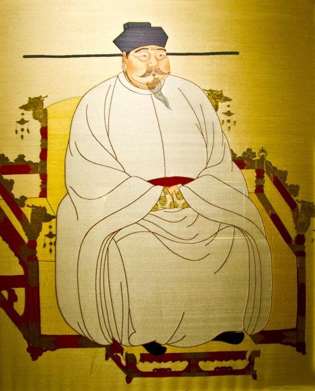 赵氏家谱：传承千年的家族文化瑰宝