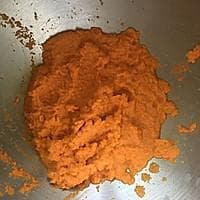 胡萝卜餐包：松软香甜的创意早餐