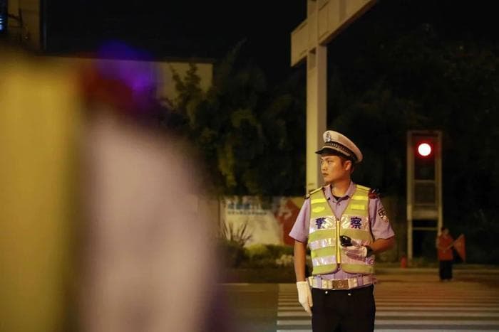 成都27岁辅警康心之执行设卡任务时被撞牺牲