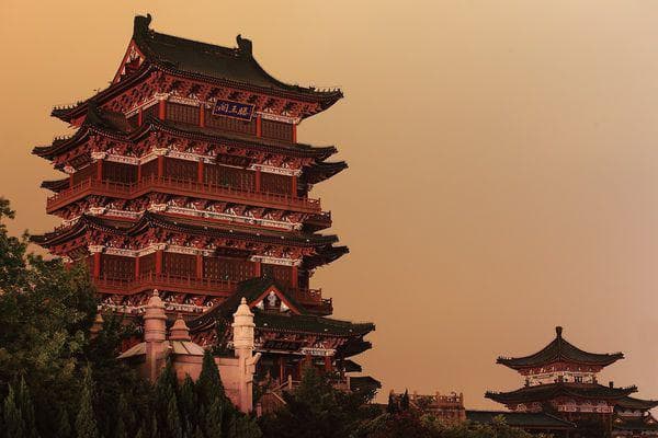 渔舟唱晚,响穷彭蠡之滨;雁阵惊寒,声断衡阳之浦 赏析