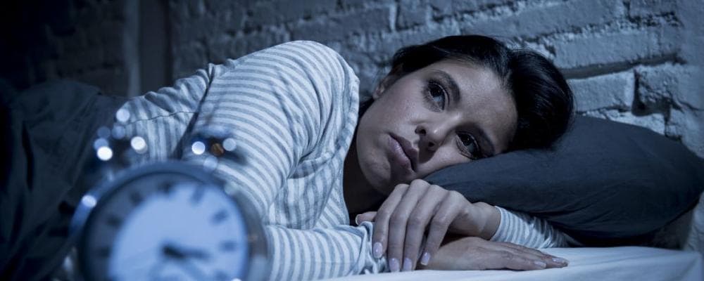 如何快速入睡？失眠3秒入睡技巧分享！