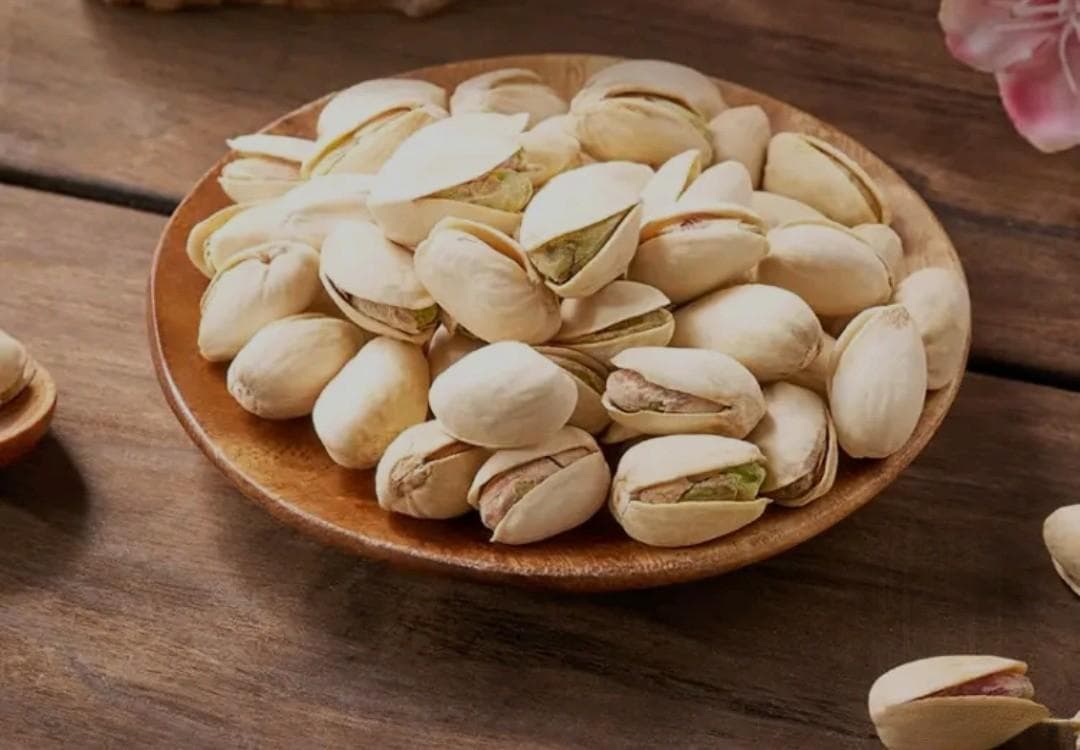 过年怎么能少了开心果，一文告诉你开心果为什这么贵