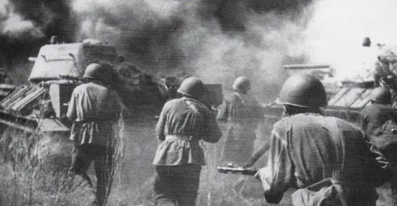 二战苏德士兵成超级战士，背后黑科技解密：苏军喝酒德军嗑药