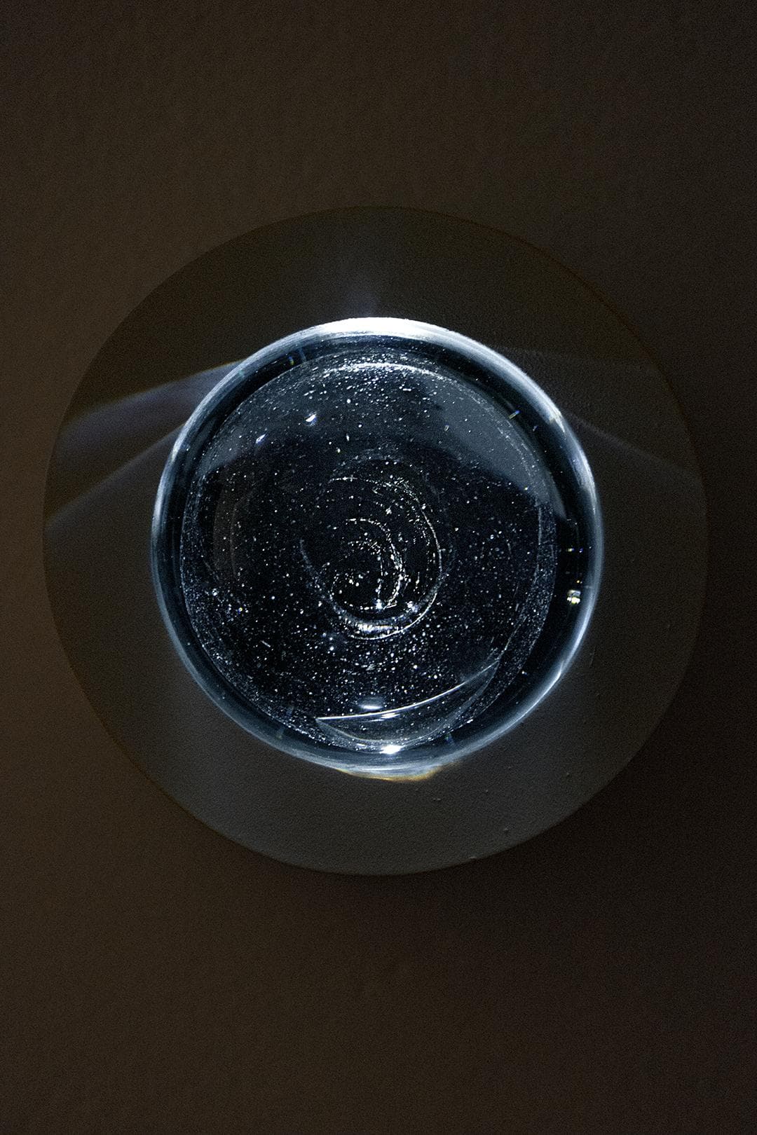 光与尘——张岱青和她的空间玻璃艺术