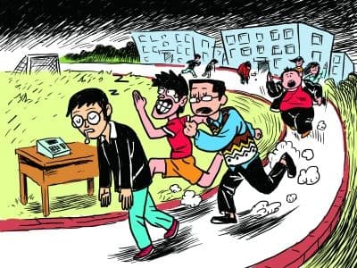 跑步要打卡 高校“另类校规”引吐槽