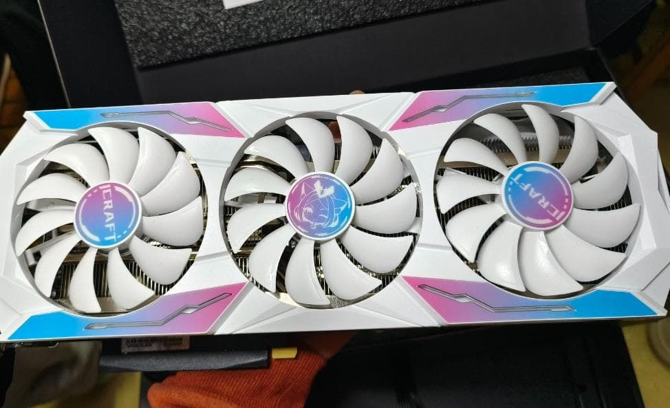 铭瑄3070瑷迦和电竞之心区别