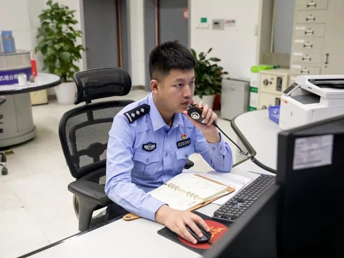数字警务时代的“弄潮儿”——记重庆机场公安分局青年民警周礼鸿