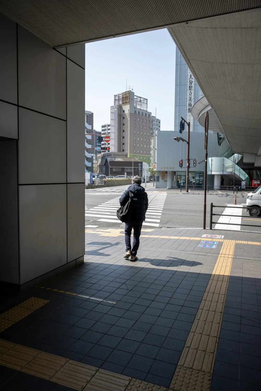 韩国失业率攀升至3.7%，建筑业就业锐减4.9万