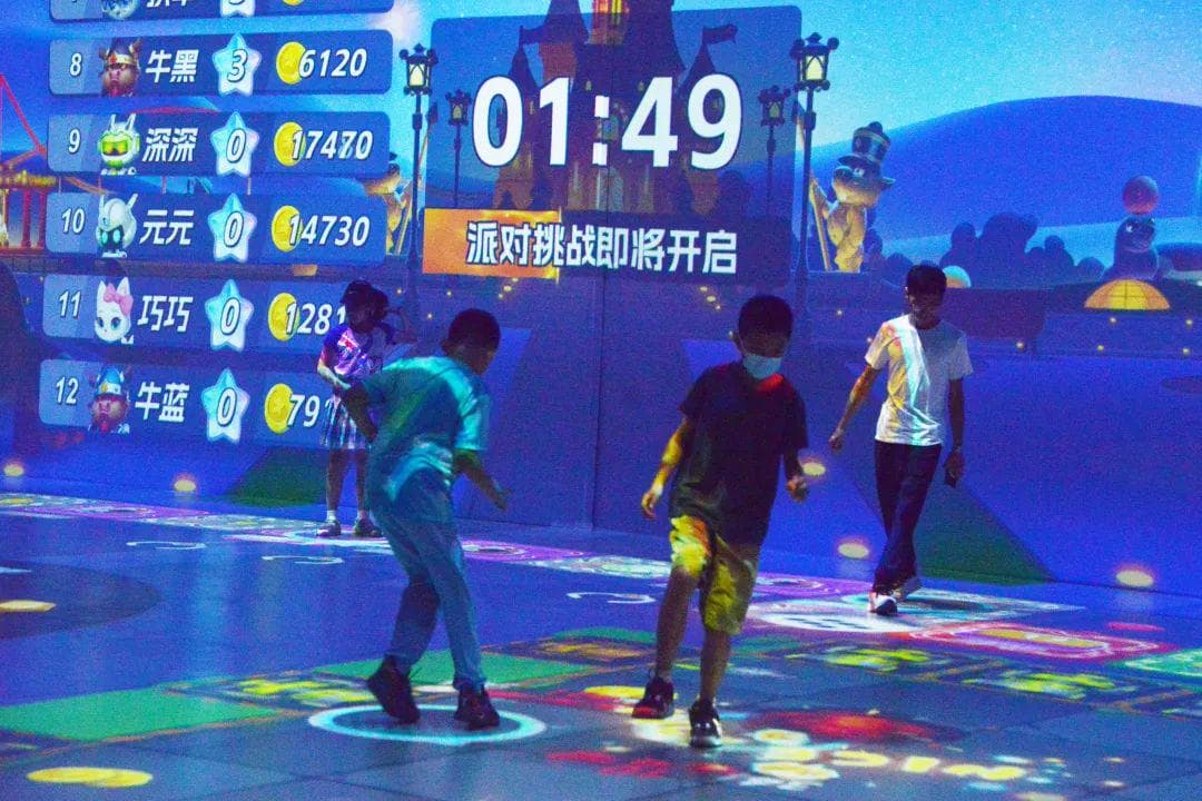 “终于有规矩了！”首个未成年人游戏退费标准发布