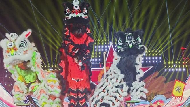 角逐民间文艺最高奖，遂溪醒狮跃刀山过火海！
