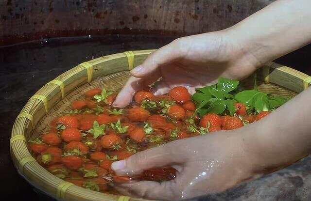 覆盆子果酒怎么泡？配方比例告诉你，口感醇香，零失败，快收藏！