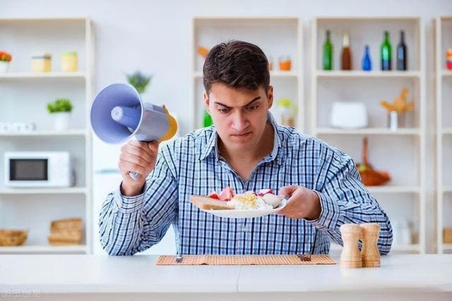 看懂营养标签，吃得更健康：全面了解饮食标签的正确阅读和理解