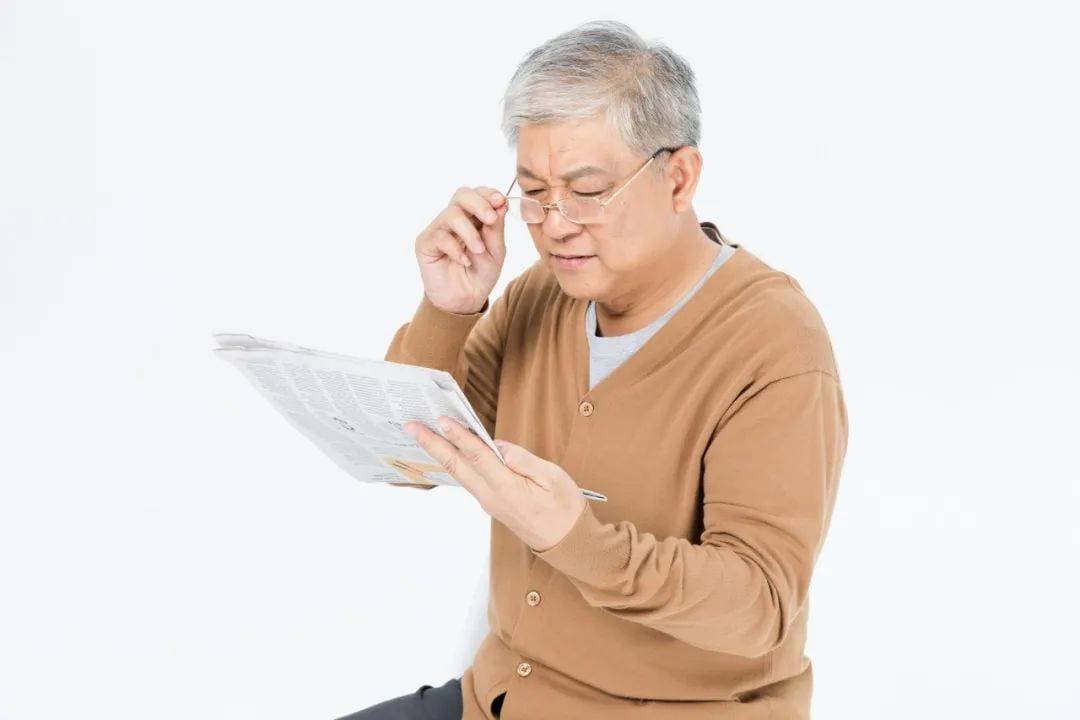 高龄老人能做白内障手术吗？——科学解答高龄白内障手术的可行性