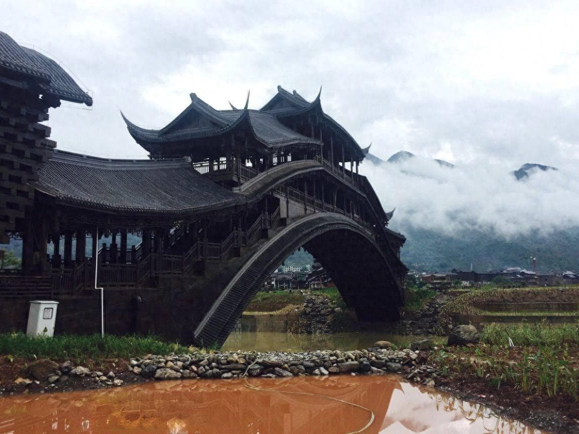 重庆唯一的5A古镇，拥有世界第一长风雨廊桥，却少有人知