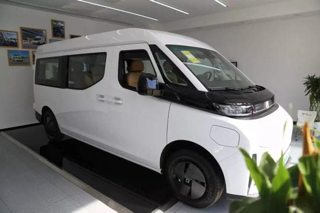 吉利远程超级VAN：全能型房车商用轻客，重塑市场格局