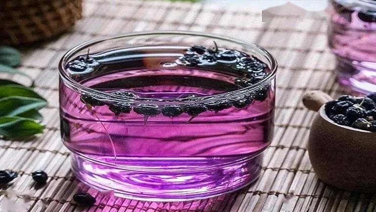 红枣黑枸杞泡水的功效与作用、禁忌和食用方法