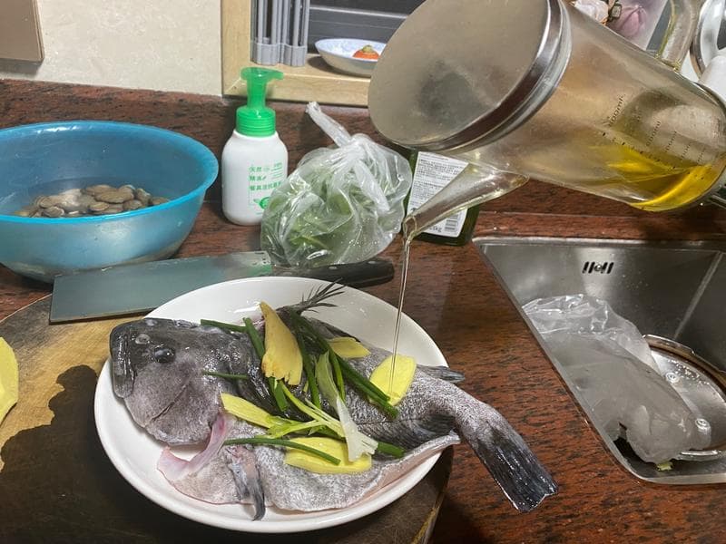 无需蒸鱼豉油的万能蒸鱼做法