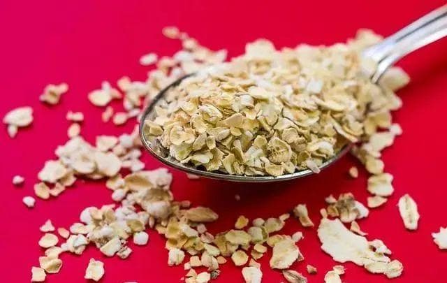 这6种食物绝对是通便小能手，有效促进肠道蠕动，让您不再被便秘困扰！