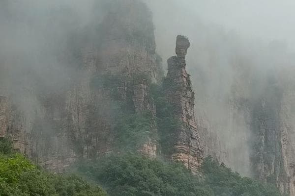 万仙山景区：太行明珠里的石头世界