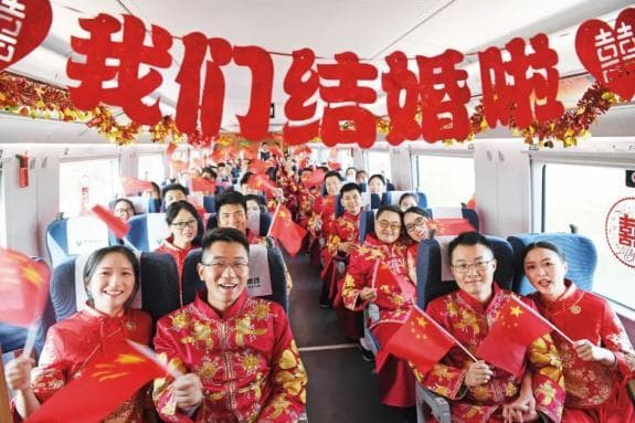为爱轻装上阵，小而美极简轻婚礼正流行
