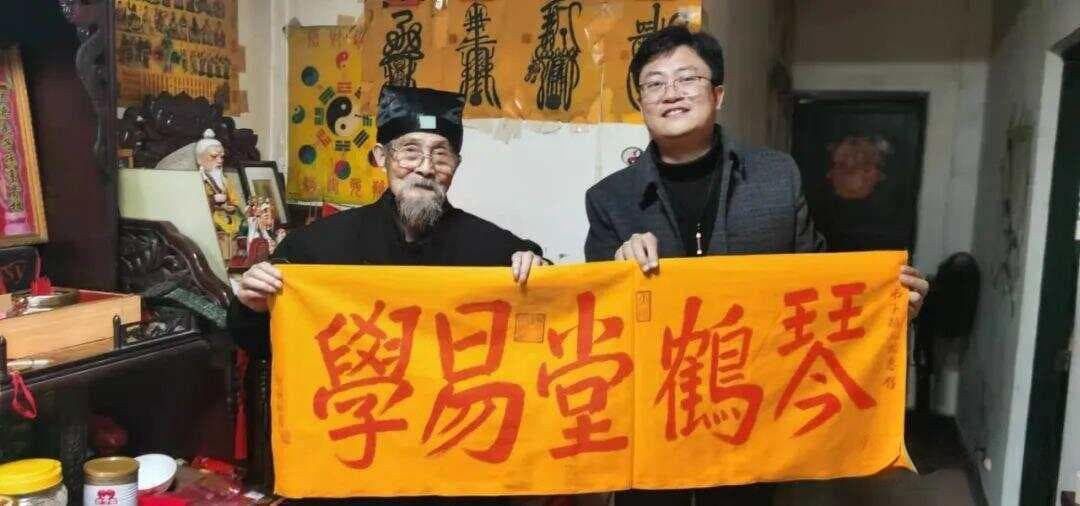 什么是明媒正娶？三媒三书六礼八抬大轿