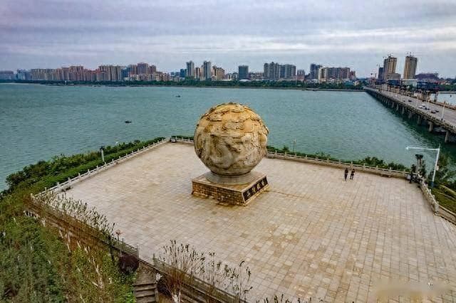 防城港旅游攻略：从白浪滩到东兴国门，感受广西最美海滨城市