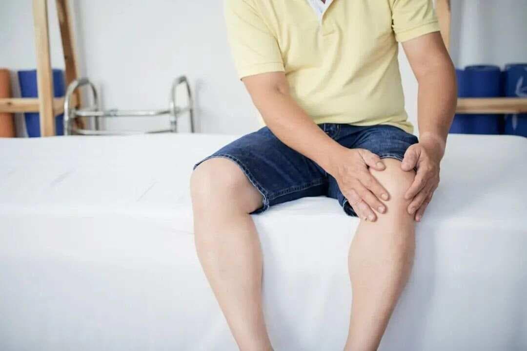 不知道膝关节如何保养锻炼？这个七个动作就够了！
