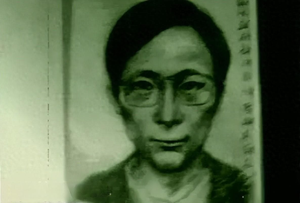 回顾：凶手按照同学录逐个杀人，同学录成死亡笔记，作案20年落网