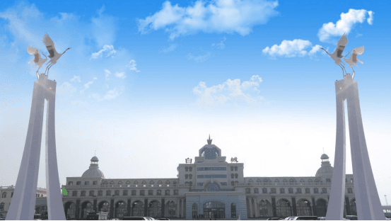 白城：“鸟类天堂”夏日盛景