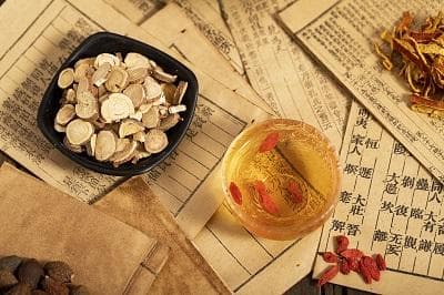 醋泡枸杞的功效与作用：四大养生功效解析