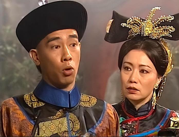 默契与距离：周星驰陈百祥的黄金搭档之路