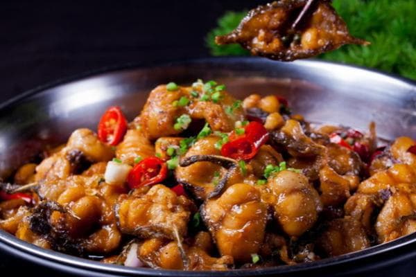 鲶鱼，味道鲜美的鱼类，不仅营养丰富，而且烹饪方式多样
