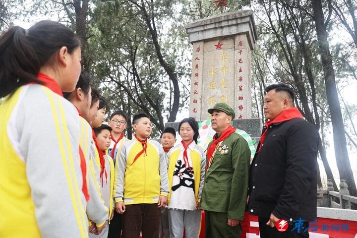 聆听英雄故事 传承红色精神