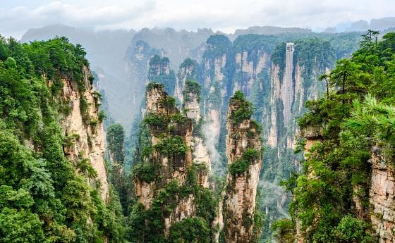 张家界和凤凰古城旅游全攻略，含交通、住宿、景点路线攻略